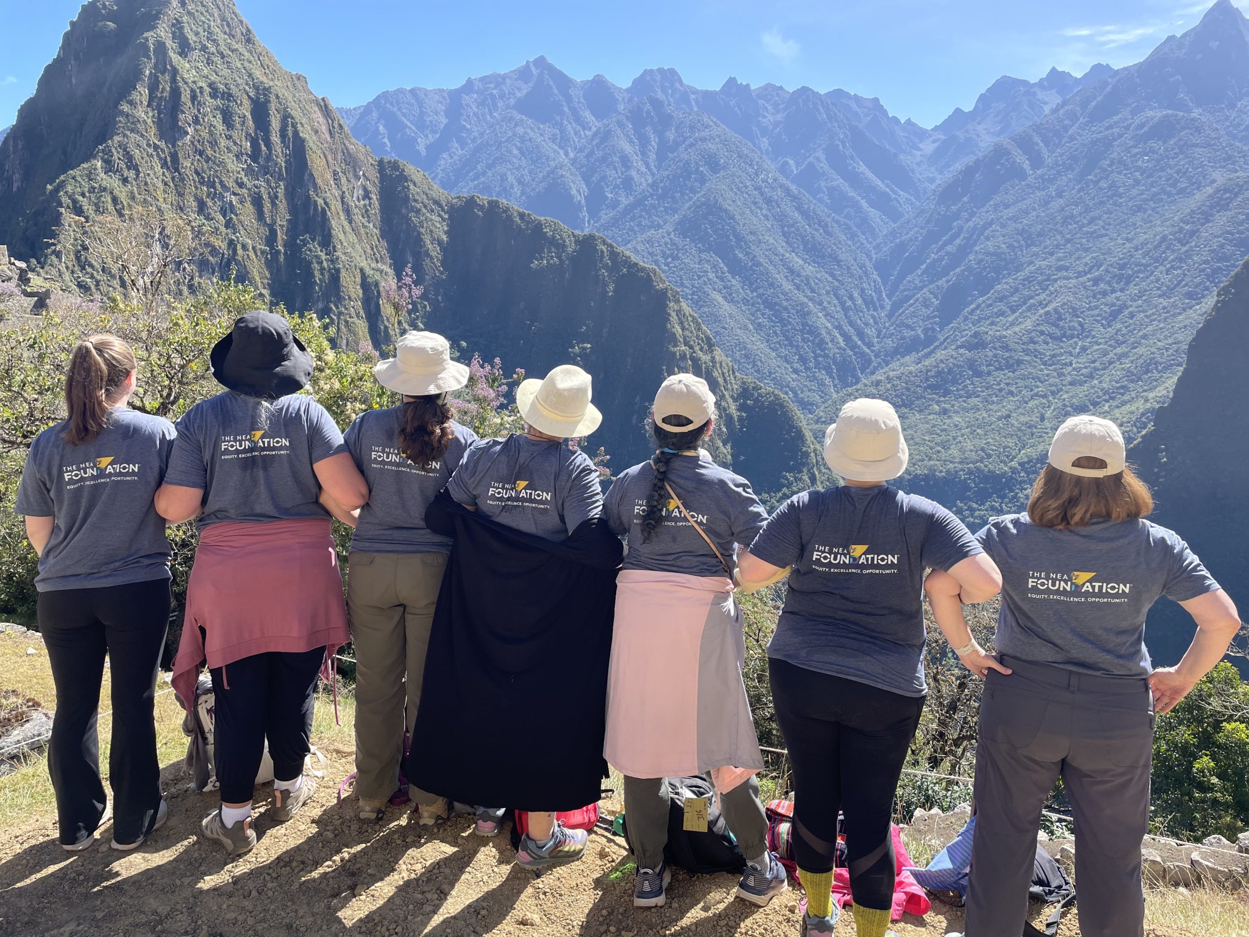 Educators in Peru on the GLF 2022 field study